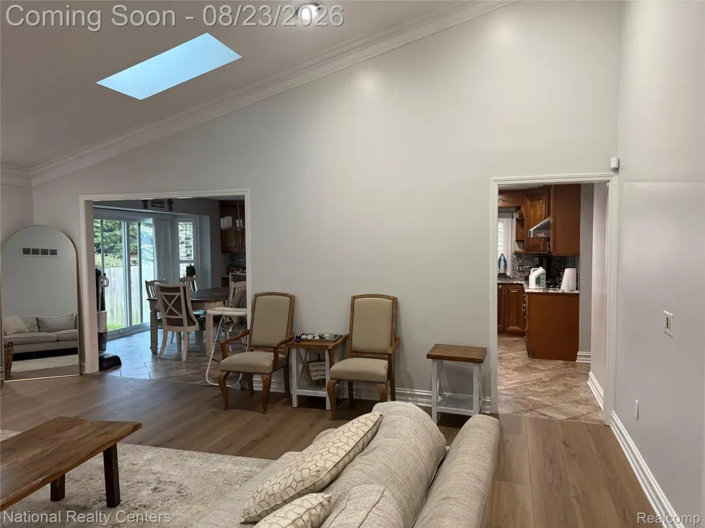 39714 Lembke Drive Sterling Heights City, MI 48313