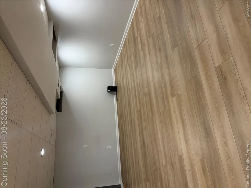 39714 Lembke Drive Sterling Heights City, MI 48313