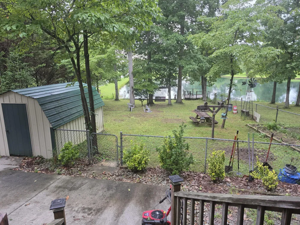 292 David Crockett Road Crossville, TN 38572