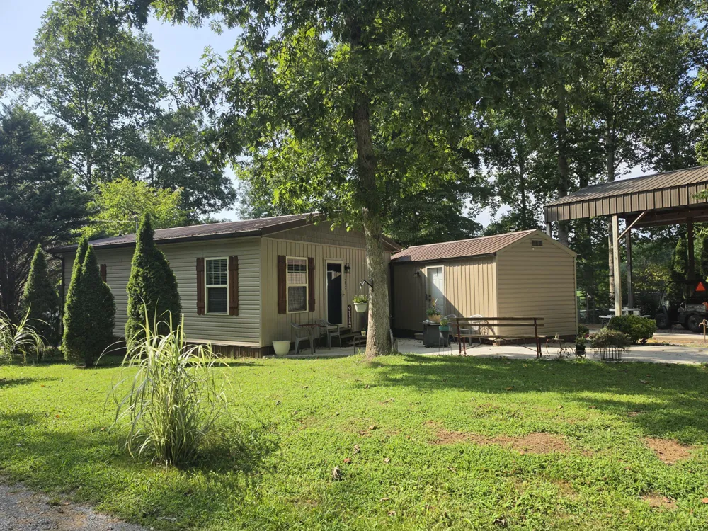 292 David Crockett Road Crossville, TN 38572