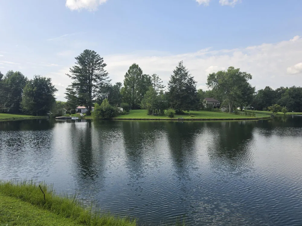 292 David Crockett Road Crossville, TN 38572