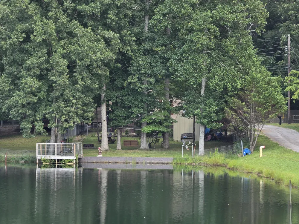 292 David Crockett Road Crossville, TN 38572