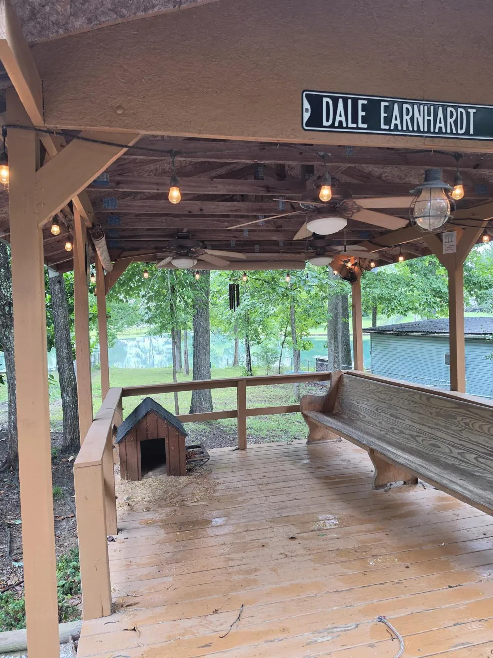 292 David Crockett Road Crossville, TN 38572