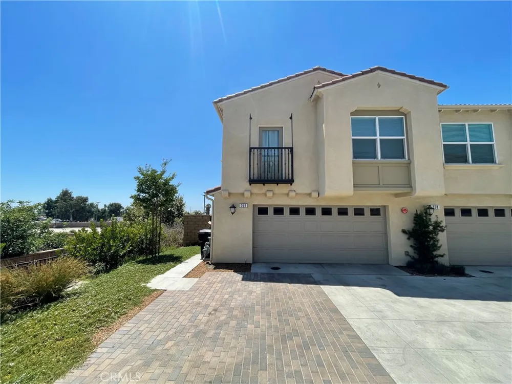 7155 Citrus #359 Fontana, CA 92336