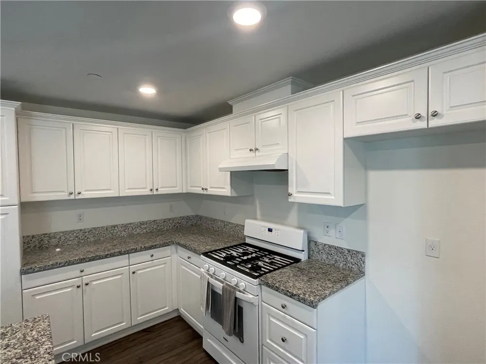 7155 Citrus #359 Fontana, CA 92336