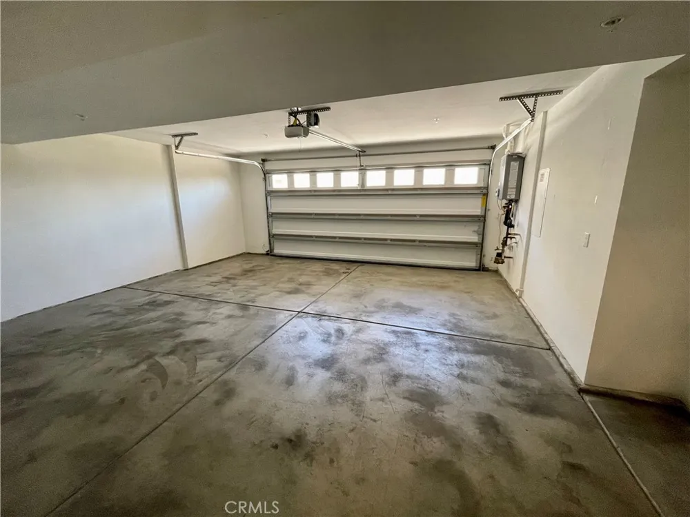 7155 Citrus #359 Fontana, CA 92336