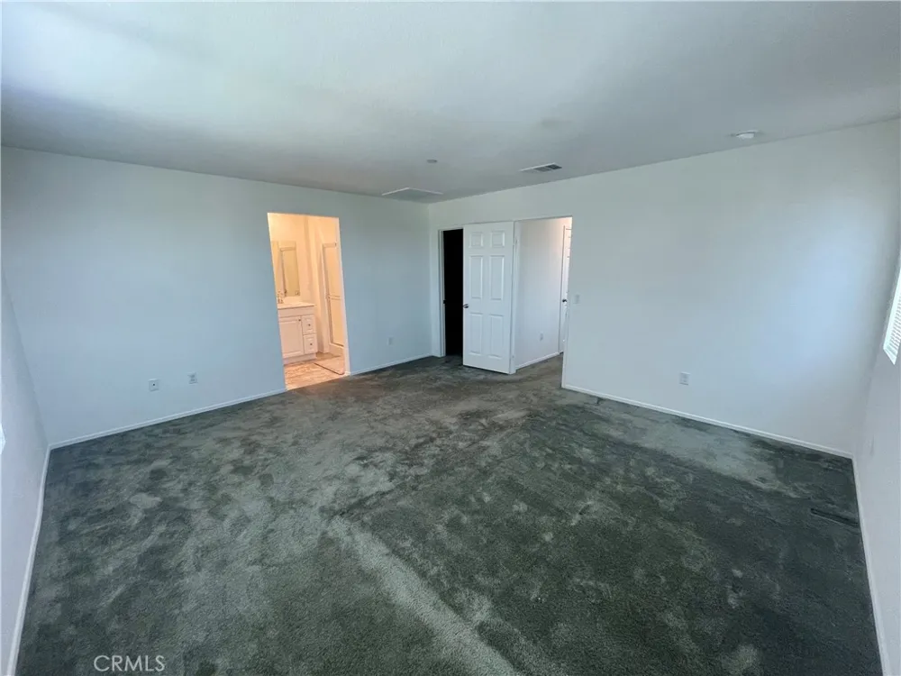 7155 Citrus #359 Fontana, CA 92336