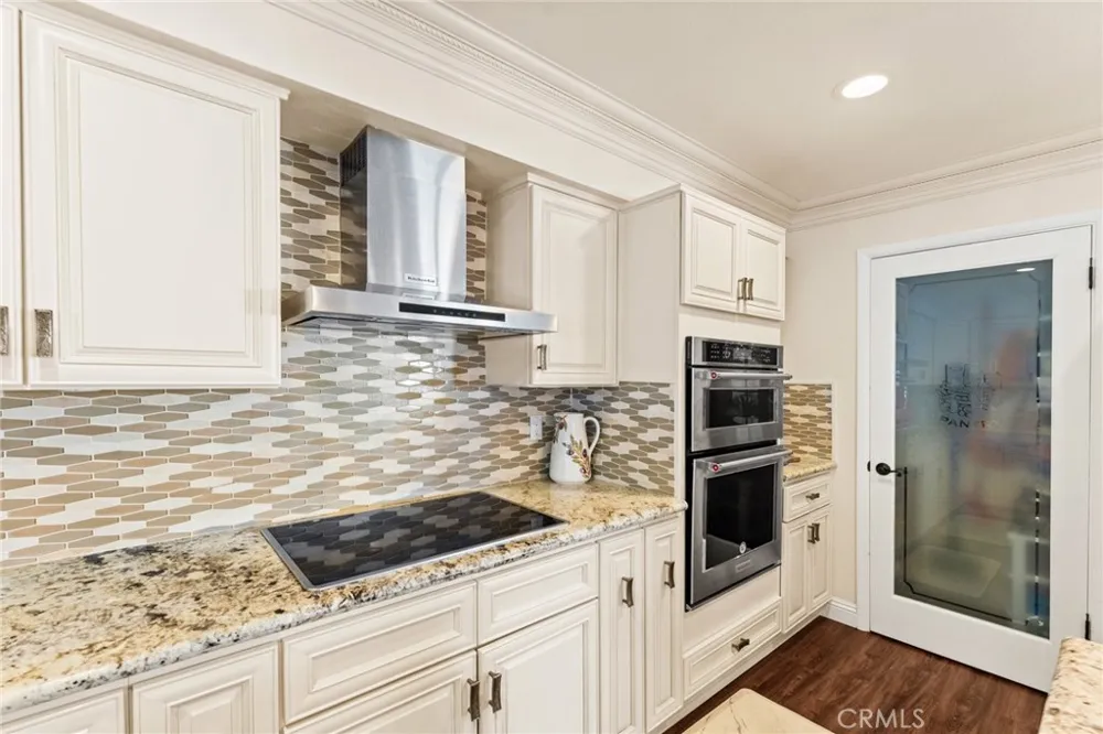 676 redwood Lane San Dimas, CA 91773