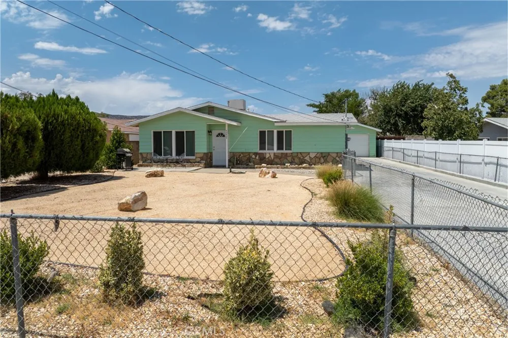 42435 52nd Street W Lancaster, CA 93536