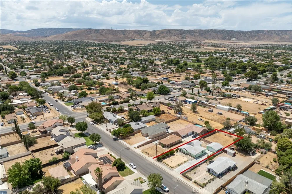 42435 52nd Street W Lancaster, CA 93536
