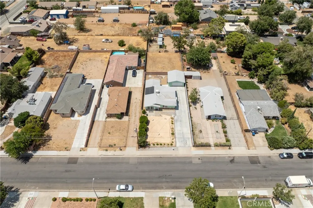 42435 52nd Street W Lancaster, CA 93536