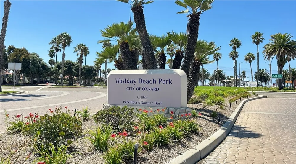 4630 Eastbourne Bay Oxnard, CA 93035