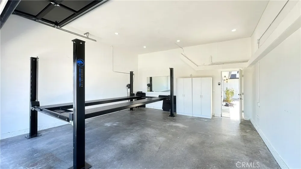 4630 Eastbourne Bay Oxnard, CA 93035