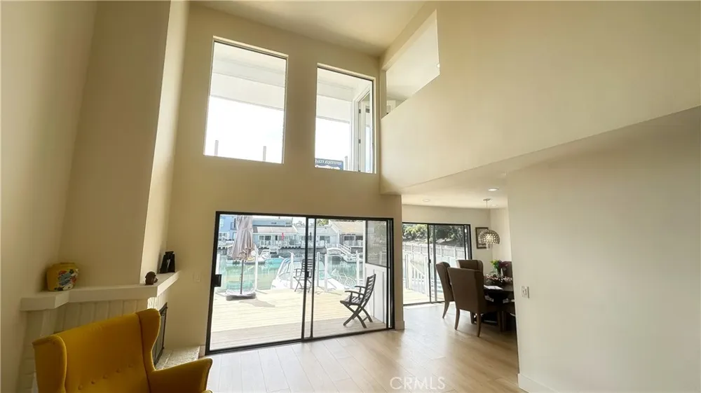 4630 Eastbourne Bay Oxnard, CA 93035