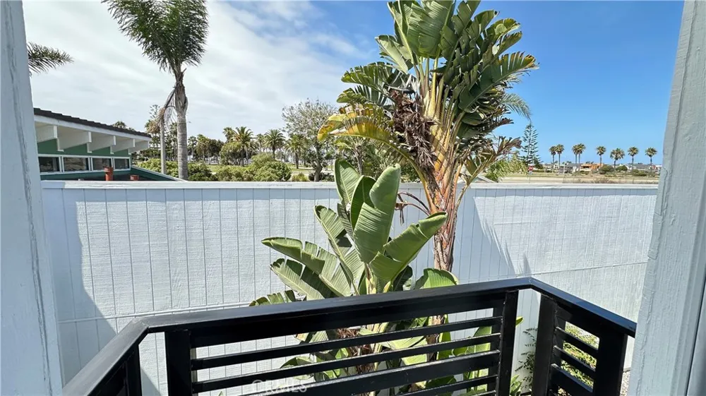 4630 Eastbourne Bay Oxnard, CA 93035