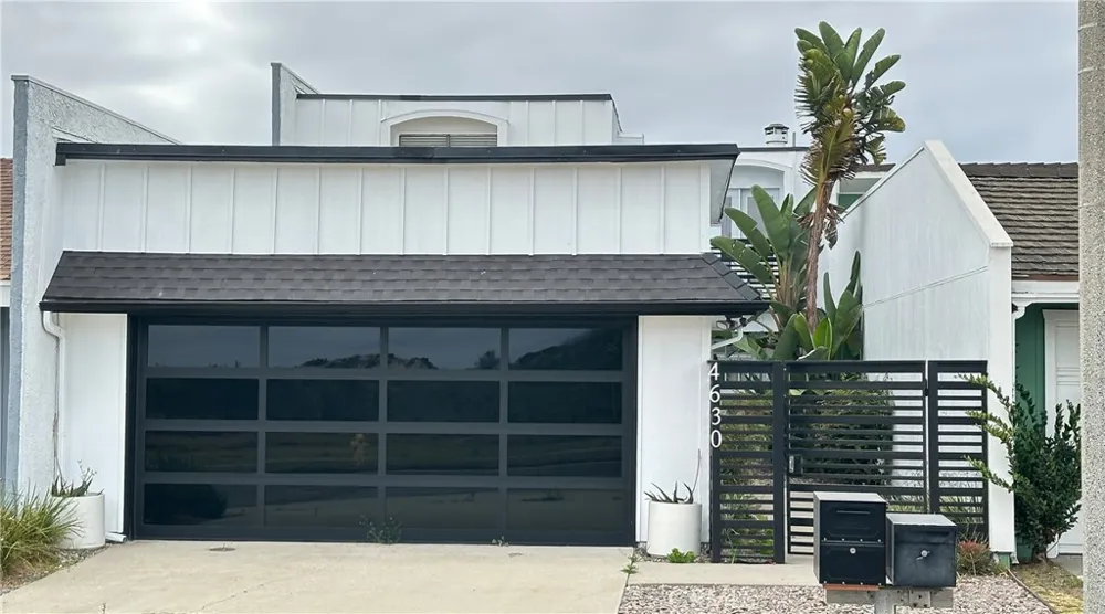4630 Eastbourne Bay Oxnard, CA 93035