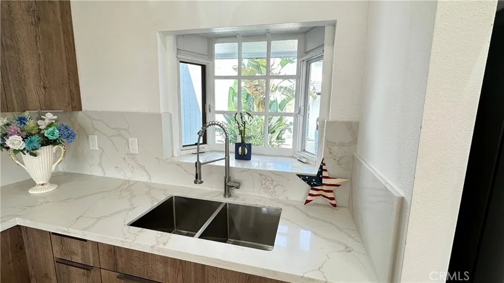4630 Eastbourne Bay Oxnard, CA 93035