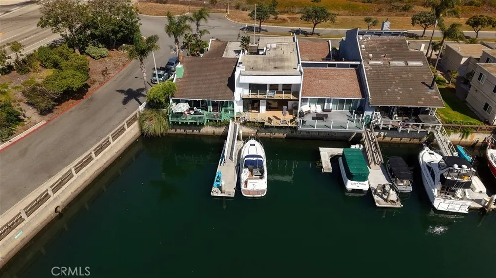 4630 Eastbourne Bay Oxnard, CA 93035