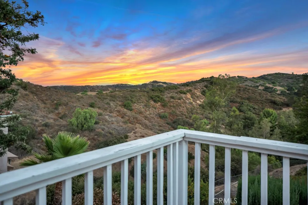 20908 Bandera Street Woodland Hills, CA 91364