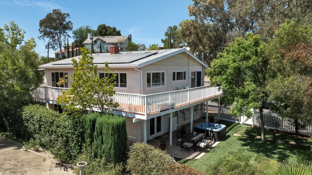 20908 Bandera Street Woodland Hills, CA 91364