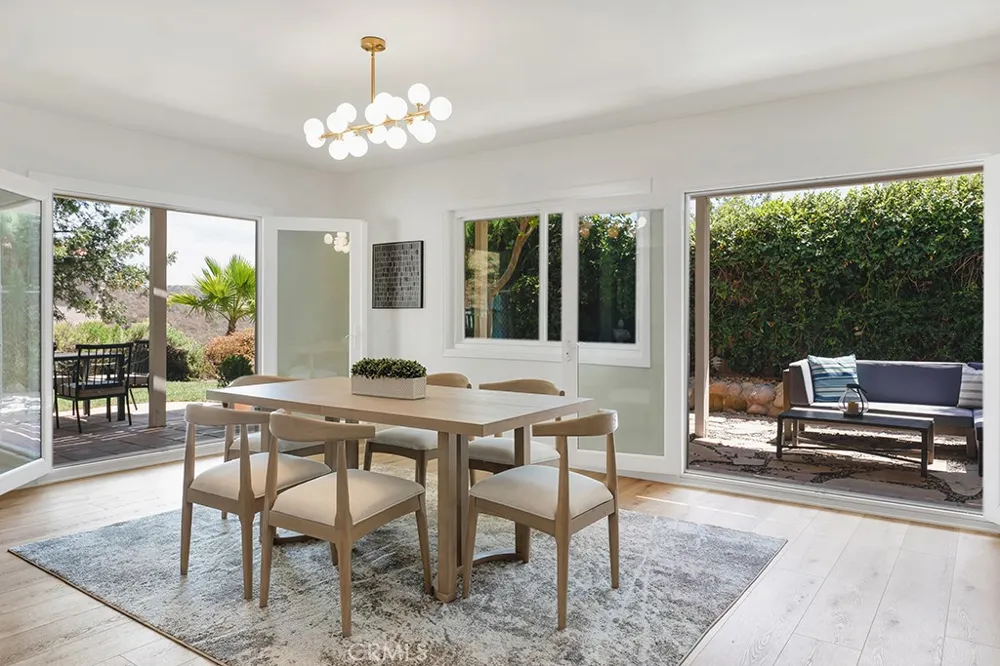 20908 Bandera Street Woodland Hills, CA 91364