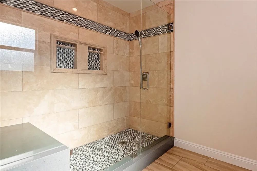 43617 Fern Lancaster, CA 93534