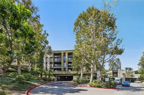 898 Temple Terrace #122
