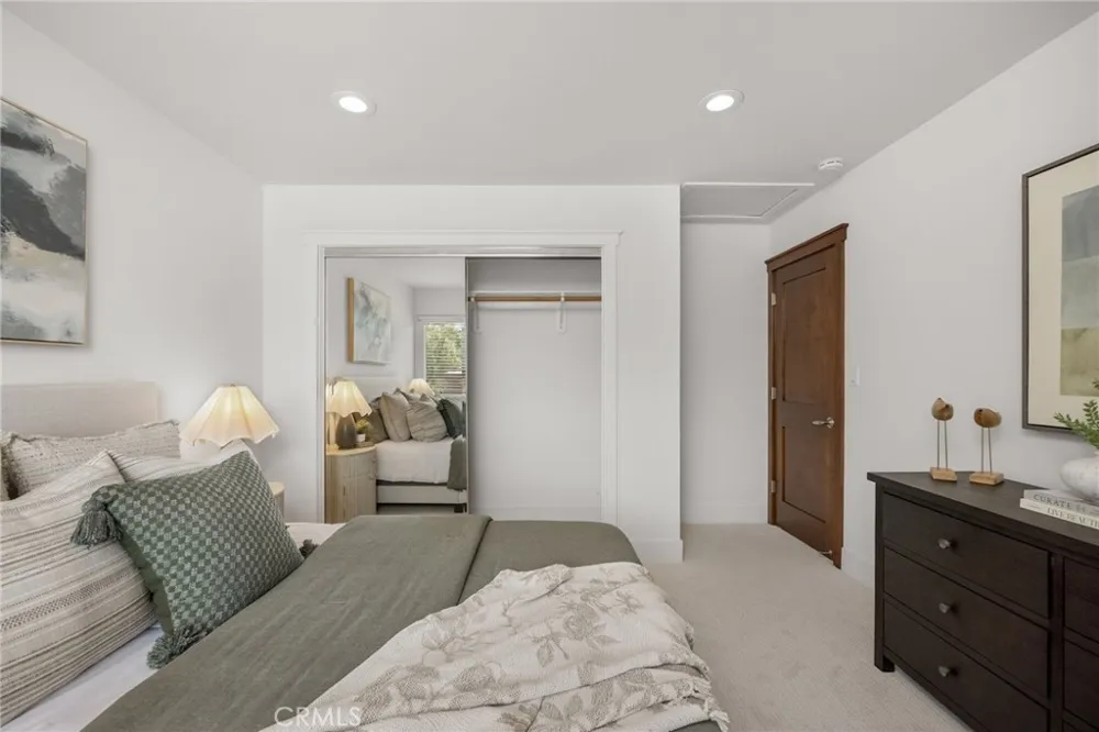3504 Poinsettia Avenue Manhattan Beach, CA 90266