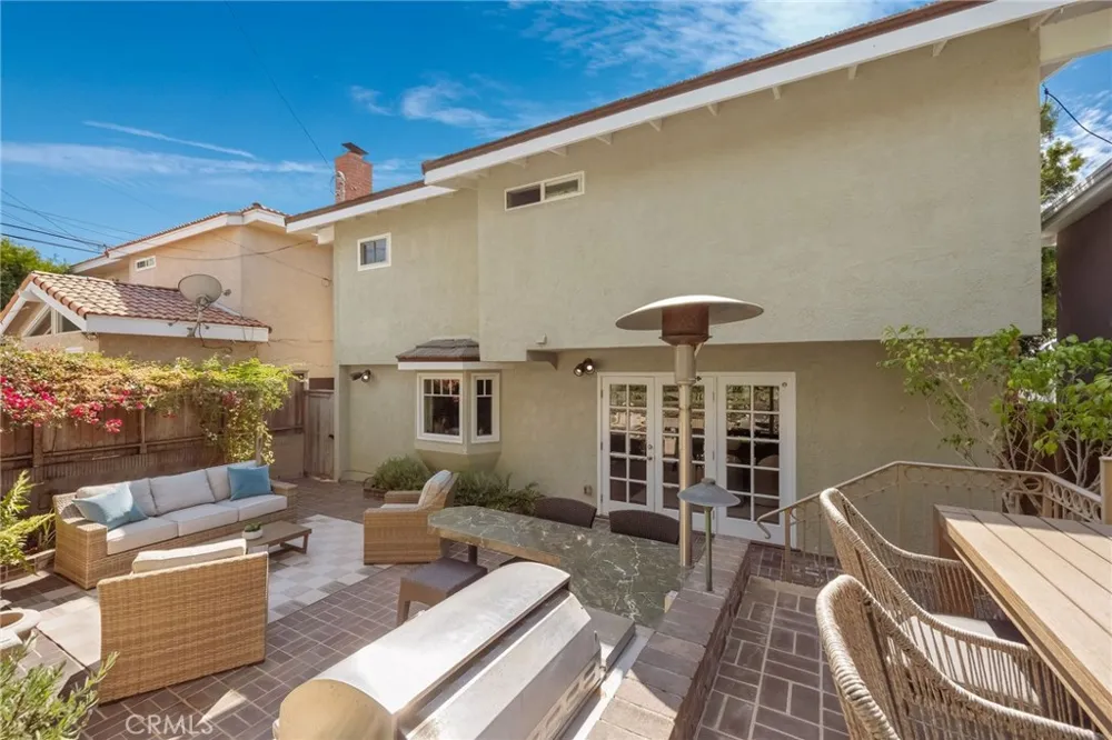 3504 Poinsettia Avenue Manhattan Beach, CA 90266