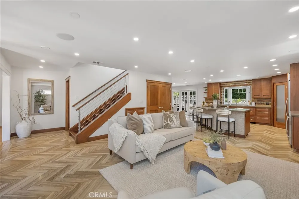 3504 Poinsettia Avenue Manhattan Beach, CA 90266