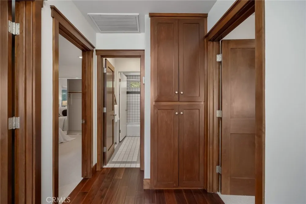 3504 Poinsettia Avenue Manhattan Beach, CA 90266