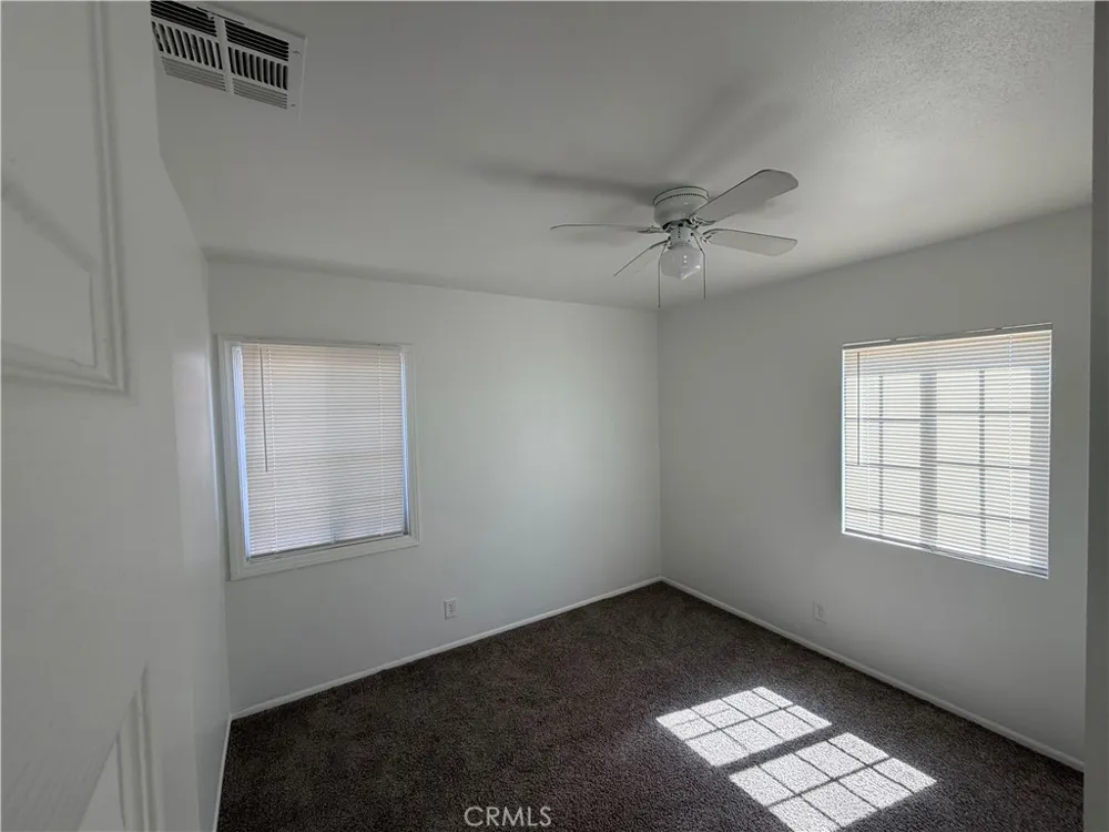 6944 Lurline Winnetka, CA 91306