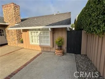 416 Aliso Newport Beach, CA 92663