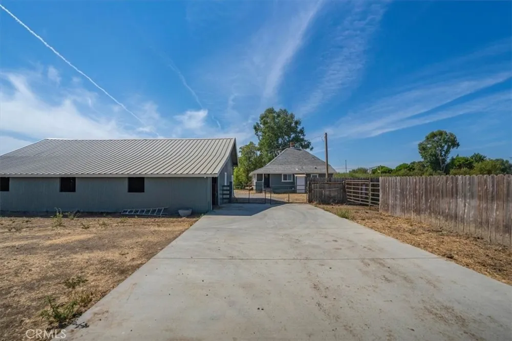 20060 Corning Corning, CA 96021