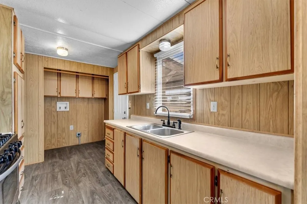 20060 Corning Corning, CA 96021