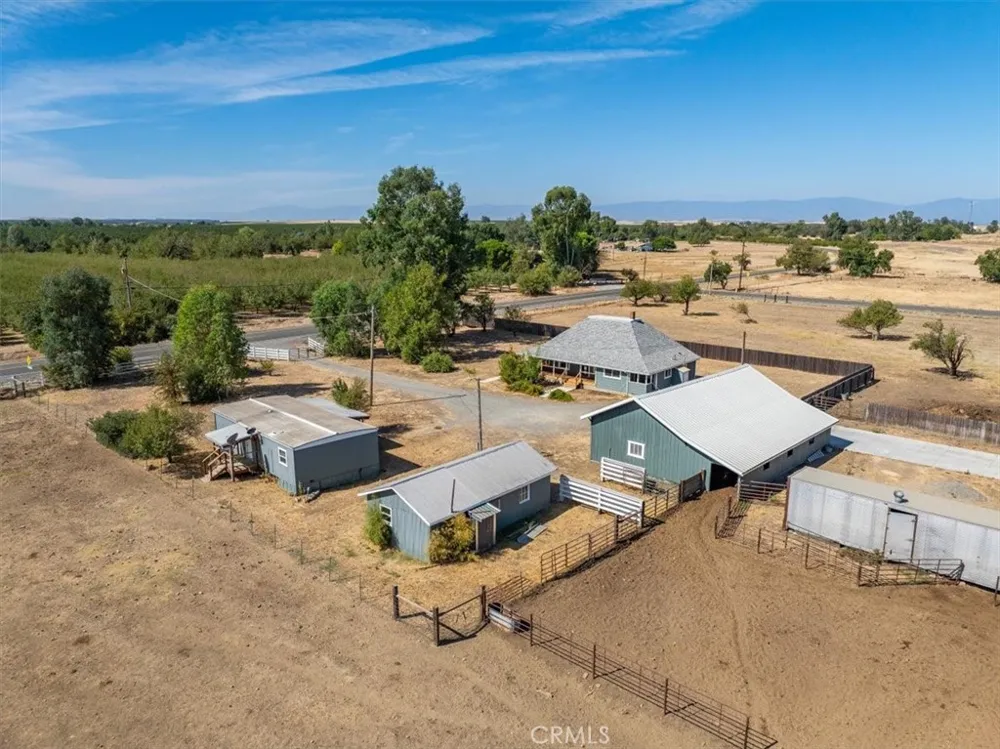 20060 Corning Corning, CA 96021