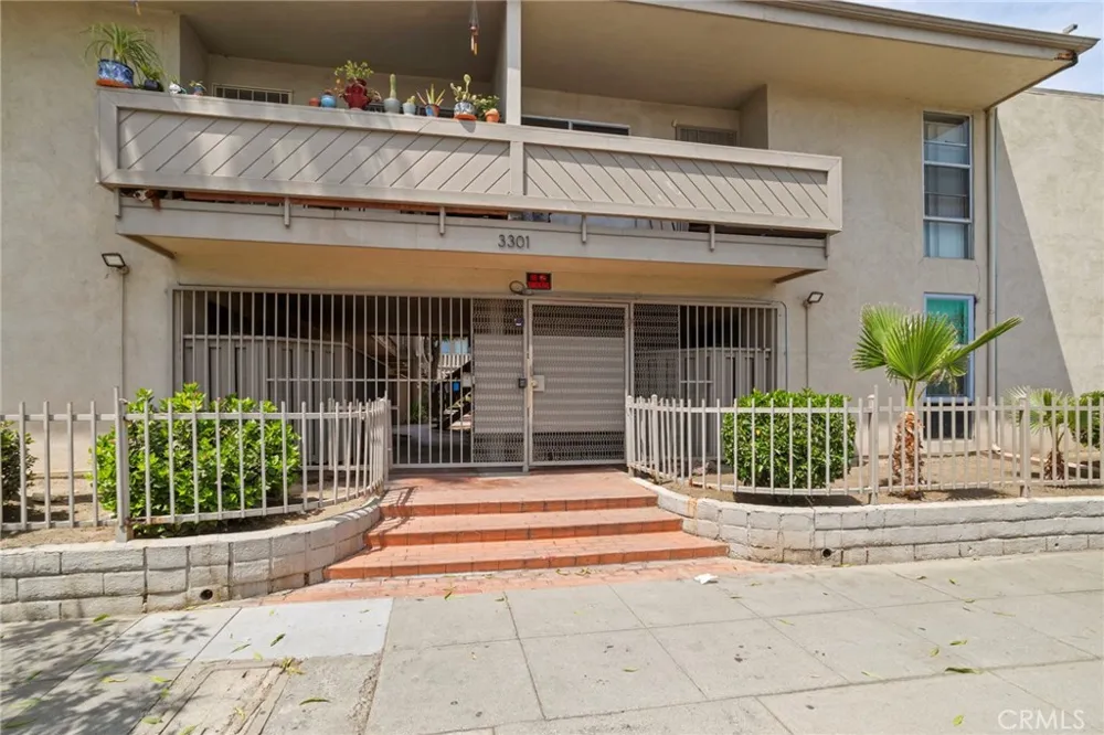 3301 Santa Fe Avenue #50 Long Beach, CA 90810