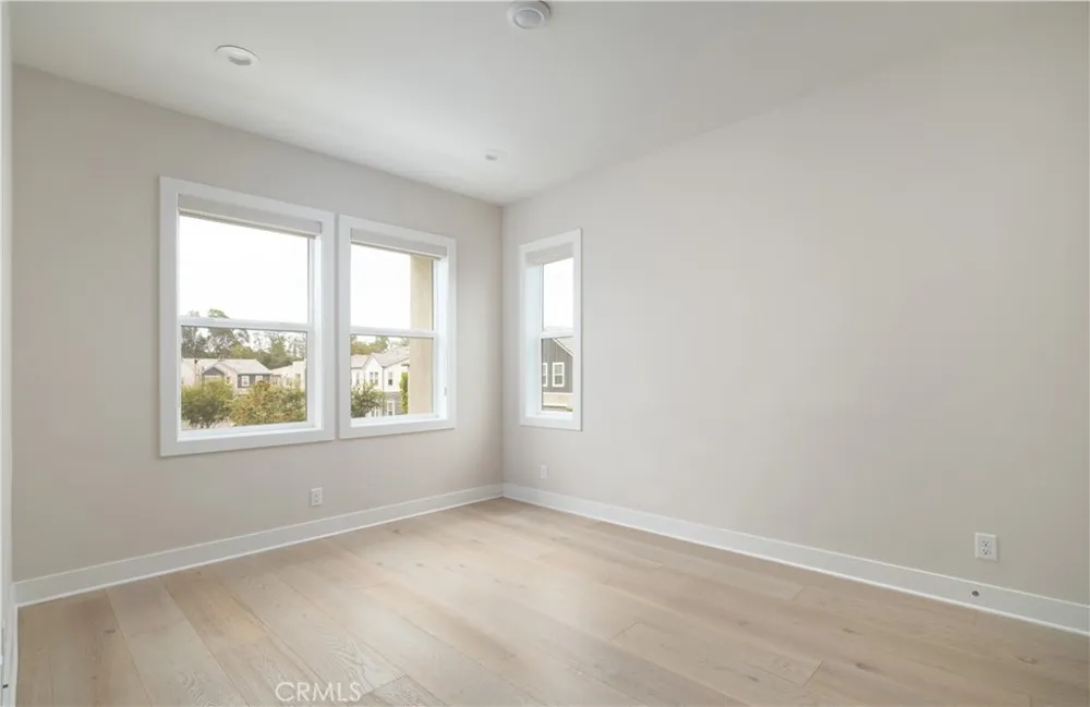 101 Mulberry Lake Forest, CA 92630