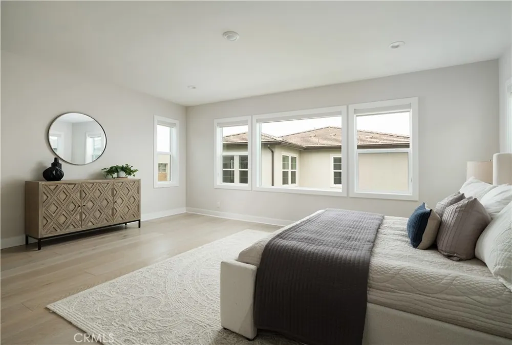 101 Mulberry Lake Forest, CA 92630