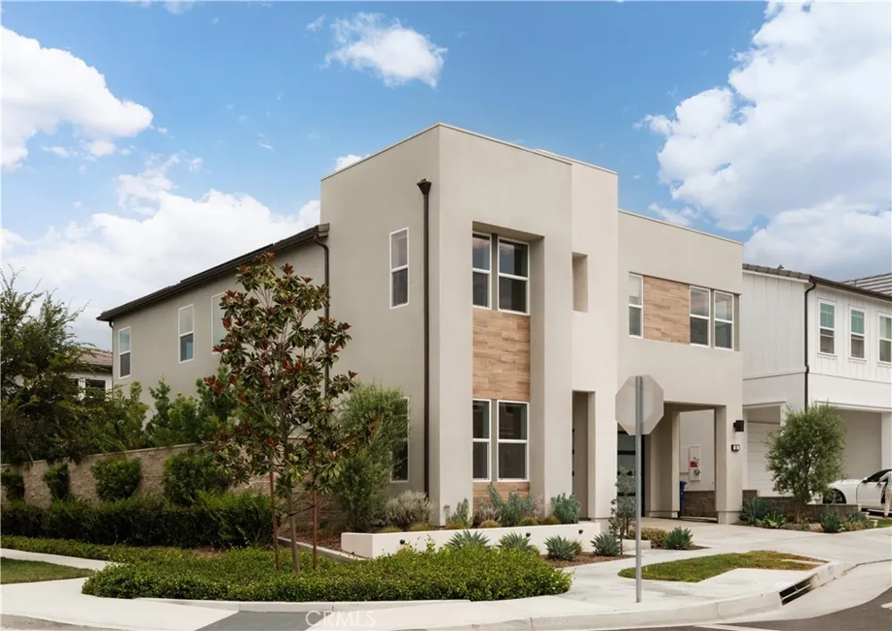 101 Mulberry Lake Forest, CA 92630