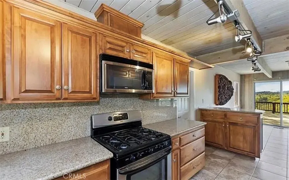 945 Hospital Road #1 Lake Arrowhead, CA 92352