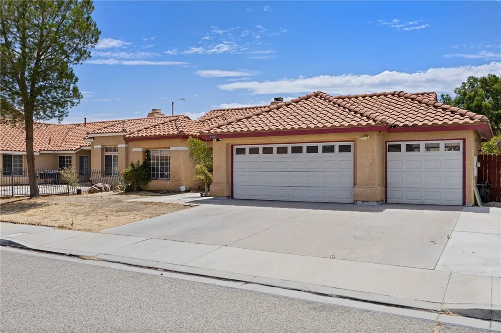5856 Blue Sage Palmdale, CA 93552
