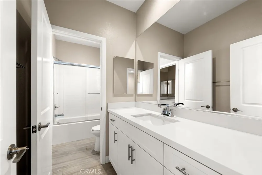 18747 JUNIPER SPRINGS DRIVE Canyon Country, CA 91387