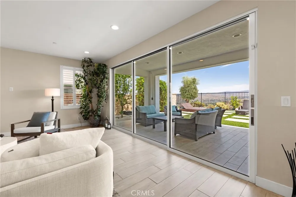 18747 JUNIPER SPRINGS DRIVE Canyon Country, CA 91387