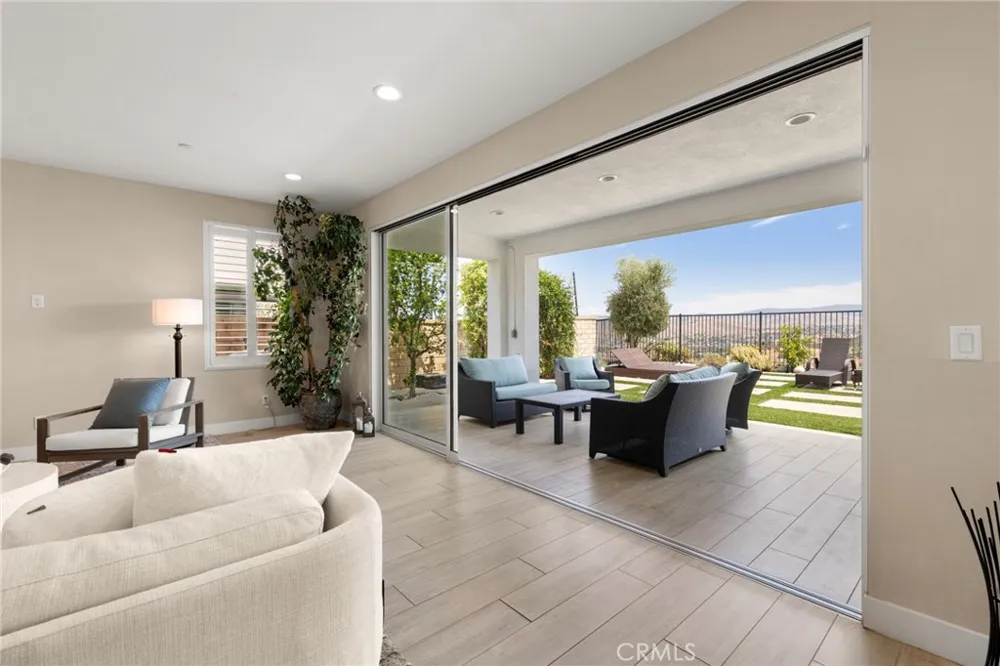 18747 JUNIPER SPRINGS DRIVE Canyon Country, CA 91387