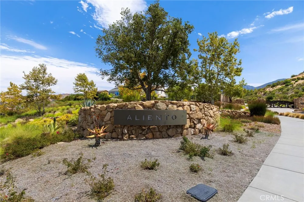 18747 JUNIPER SPRINGS DRIVE Canyon Country, CA 91387
