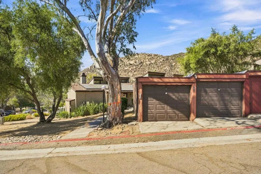 15831 Davis Cup Lane Ramona, CA 92065