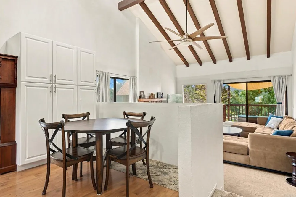 15831 Davis Cup Lane Ramona, CA 92065