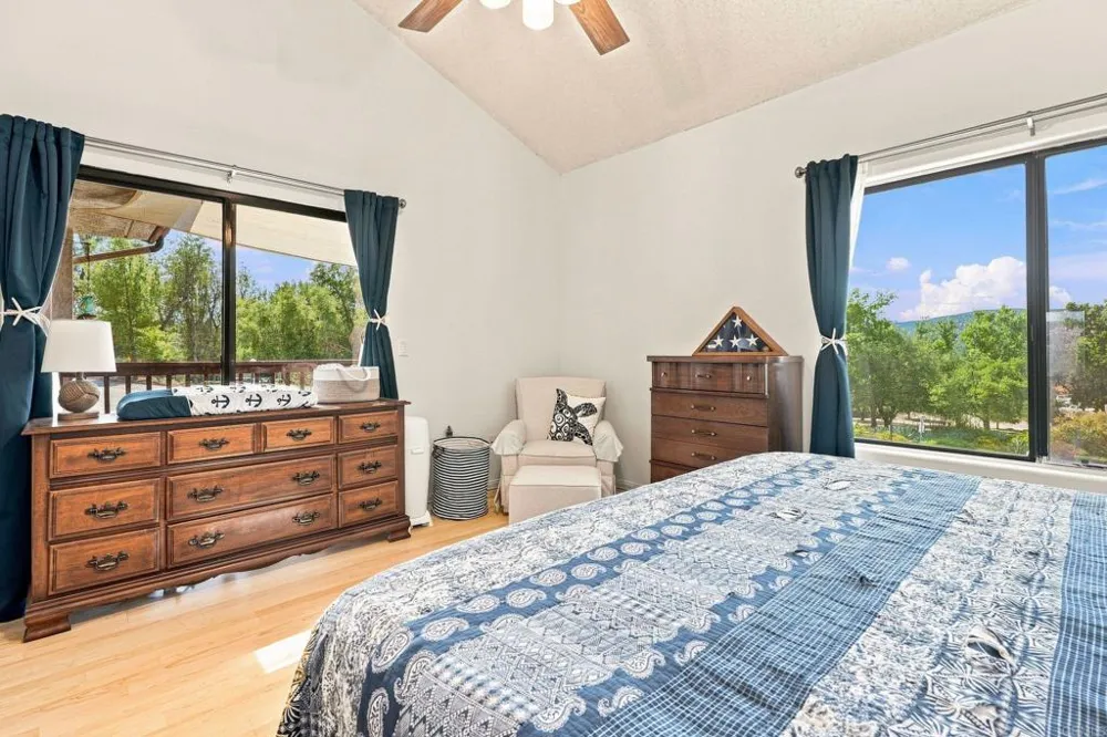 15831 Davis Cup Lane Ramona, CA 92065