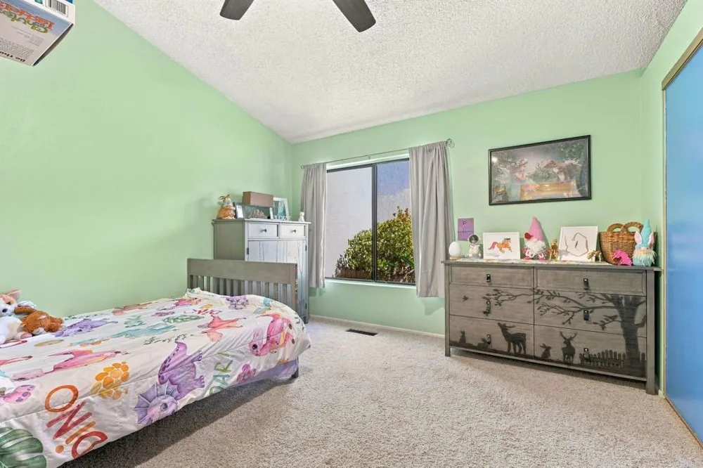 15831 Davis Cup Lane Ramona, CA 92065